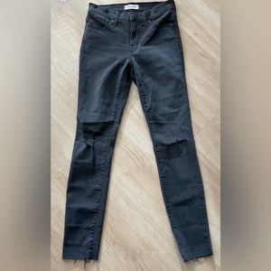 Madewell 9” Mid Rise Skinny Jeans with Raw Hem